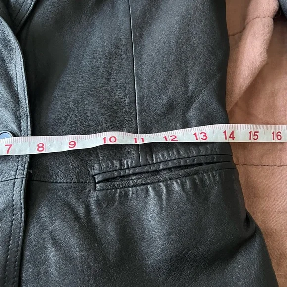 Reiss vintage elegant black leather coat with button front size XSmall - Picture 9 of 14